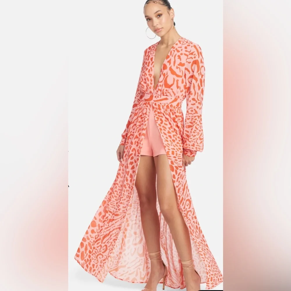 BEBE PRINTED DEEP V MAXI DRESS - Picture 1 of 8
